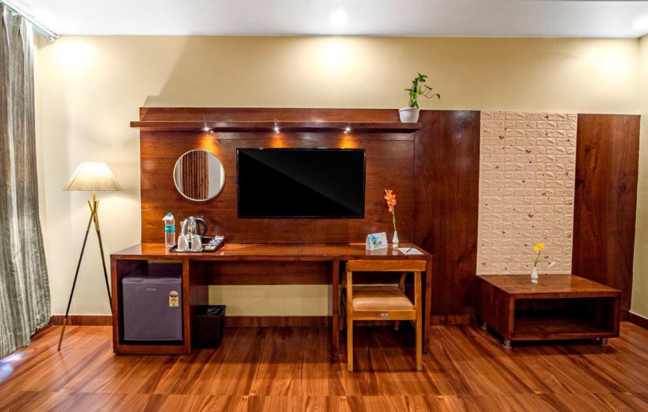Hotel Divine Lakshmi Ganga Rishīkesh المظهر الخارجي الصورة